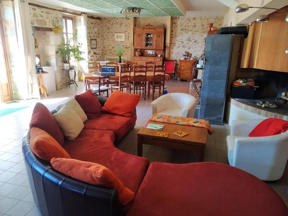 La Tribu De Lavaud Bed & Breakfast Saint-Quentin-sur-Charente Eksteriør bilde